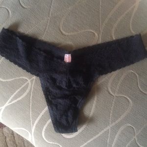 Victoria’s Secret black lace thong